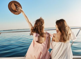 Composer une garde-robe chic et pratique pour une croisière ! Composer une garde-robe chic et pratique pour une croisière !